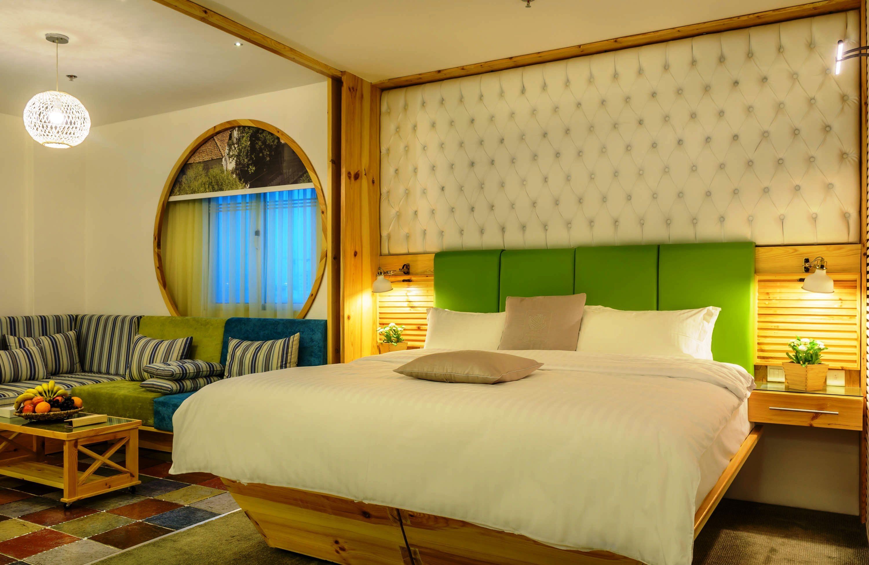 jacuzzi junior suite | 1 bedroom, egyptian cotton sheets, down duvets, pillow-top beds