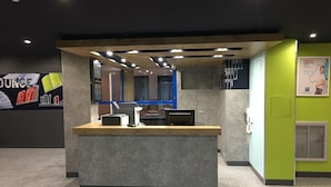 Reception - ibis budget Bobigny Pantin (Bobigny)
