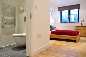 Standard-Apartment, 2 Schlafzimmer | Wohnbereich