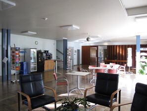 Lobby - Hôtellerie franciscaine (Saint-Maurice)
