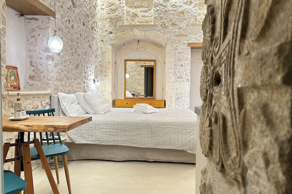 Monolocale Superior (Without Balcony) | Con stile personalizzato, con arredamento individuale, tende oscuranti