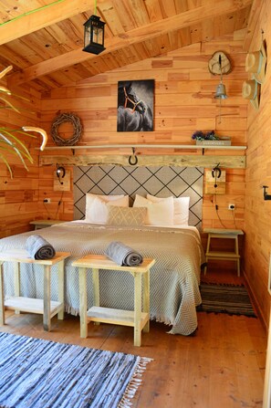 Cots/infant beds, free WiFi - El Rancho (Los Montesinos)
