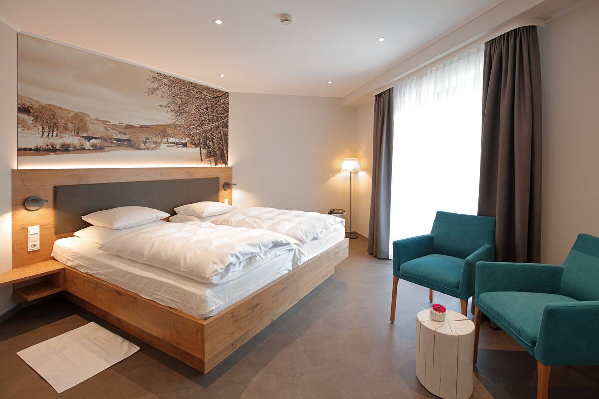 1 bedroom, premium bedding, minibar, in-room safe