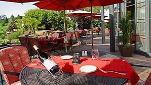 2 restaurants; lunch and dinner served - Hôtel-Restaurant DAHM (Erpeldange)