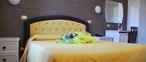 Down duvets, desk, iron/ironing board, free WiFi