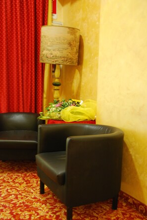 Lobby sitting area - Antico Distretto (Turin)