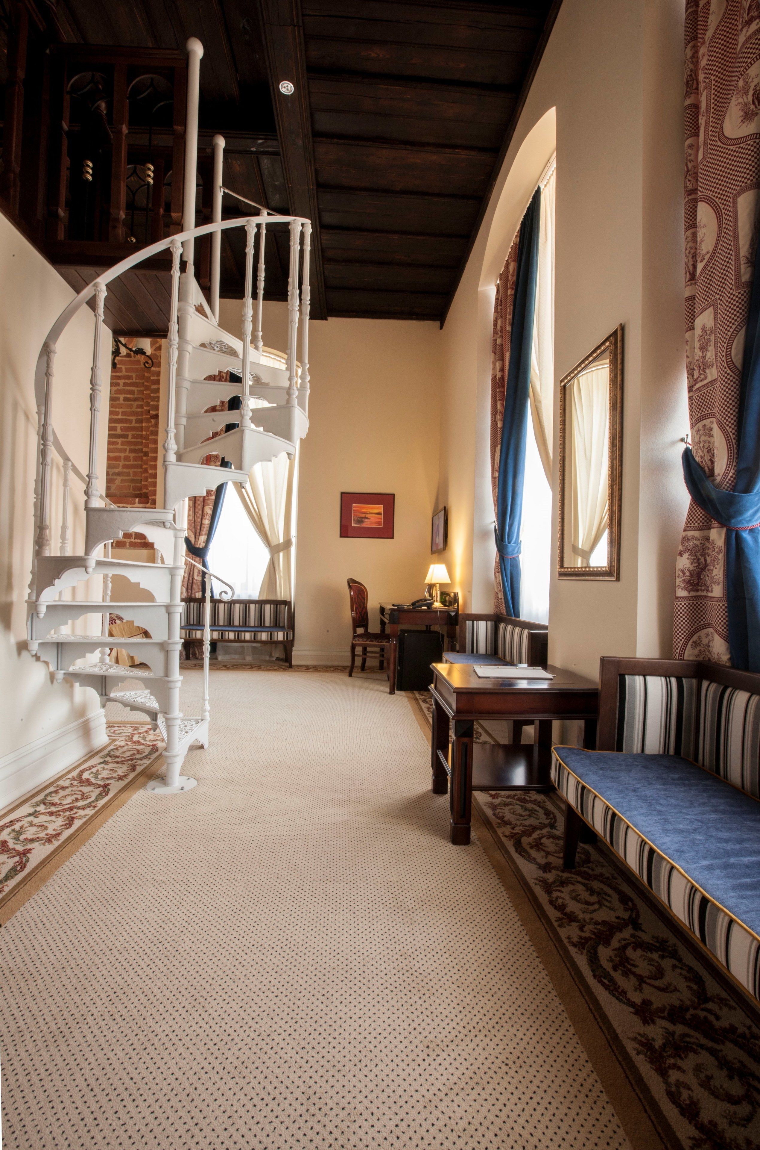 superior room | 1 bedroom, in-room safe, individually decorated, blackout curtains