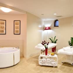 Couples treatment room(s), sauna, body treatments, aromatherapy