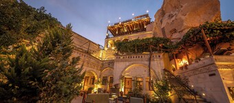 Roma Cave Suite Hotel