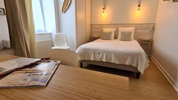 Traditional-Doppelzimmer | Individuell eingerichtet, Verdunkelungsvorhänge, kostenloses WLAN