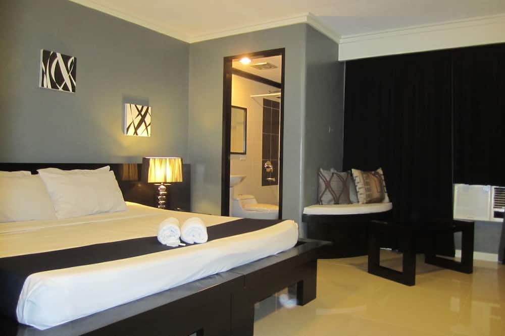 Richmond Plaza Hotel