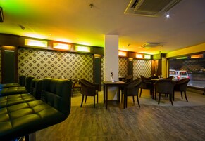 Bar (di hartanah)