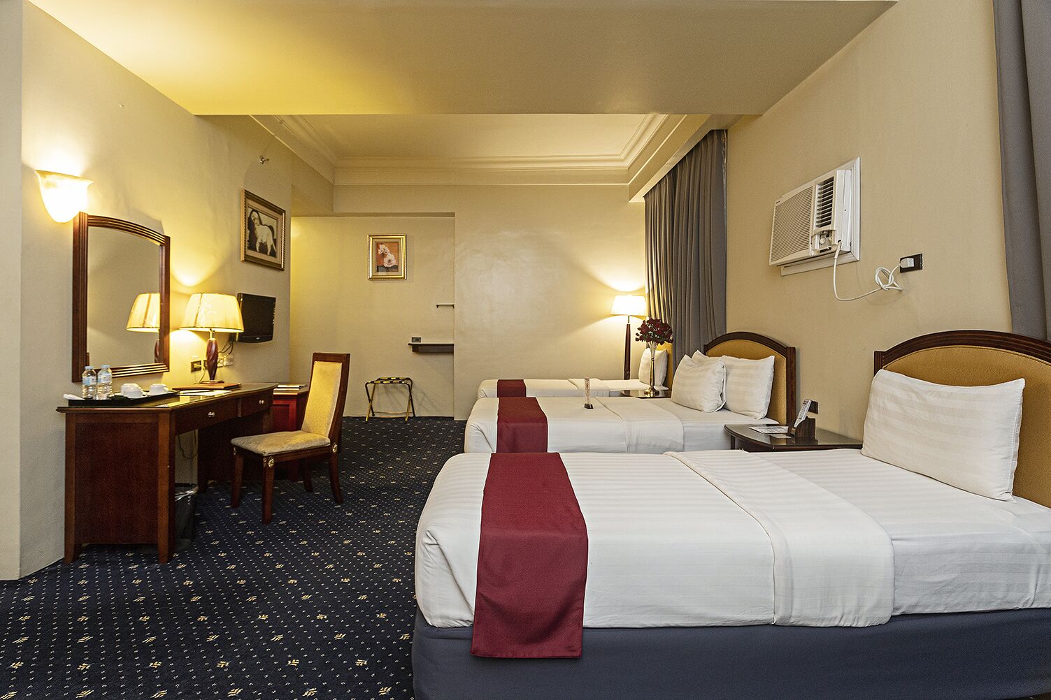 Foto - Sarrosa International Hotel and Residential Suites