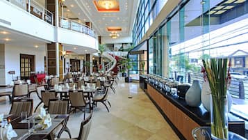 Daily to-go breakfast (PHP 650 per person)