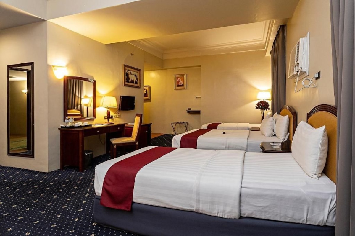 In-room safe, desk, blackout drapes, WiFi (free)