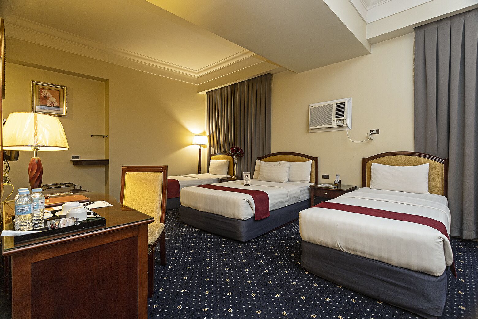 Foto - Sarrosa International Hotel and Residential Suites