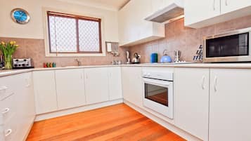 18 Tramway Terrace - Two Bedroom Cottage | Private kitchen