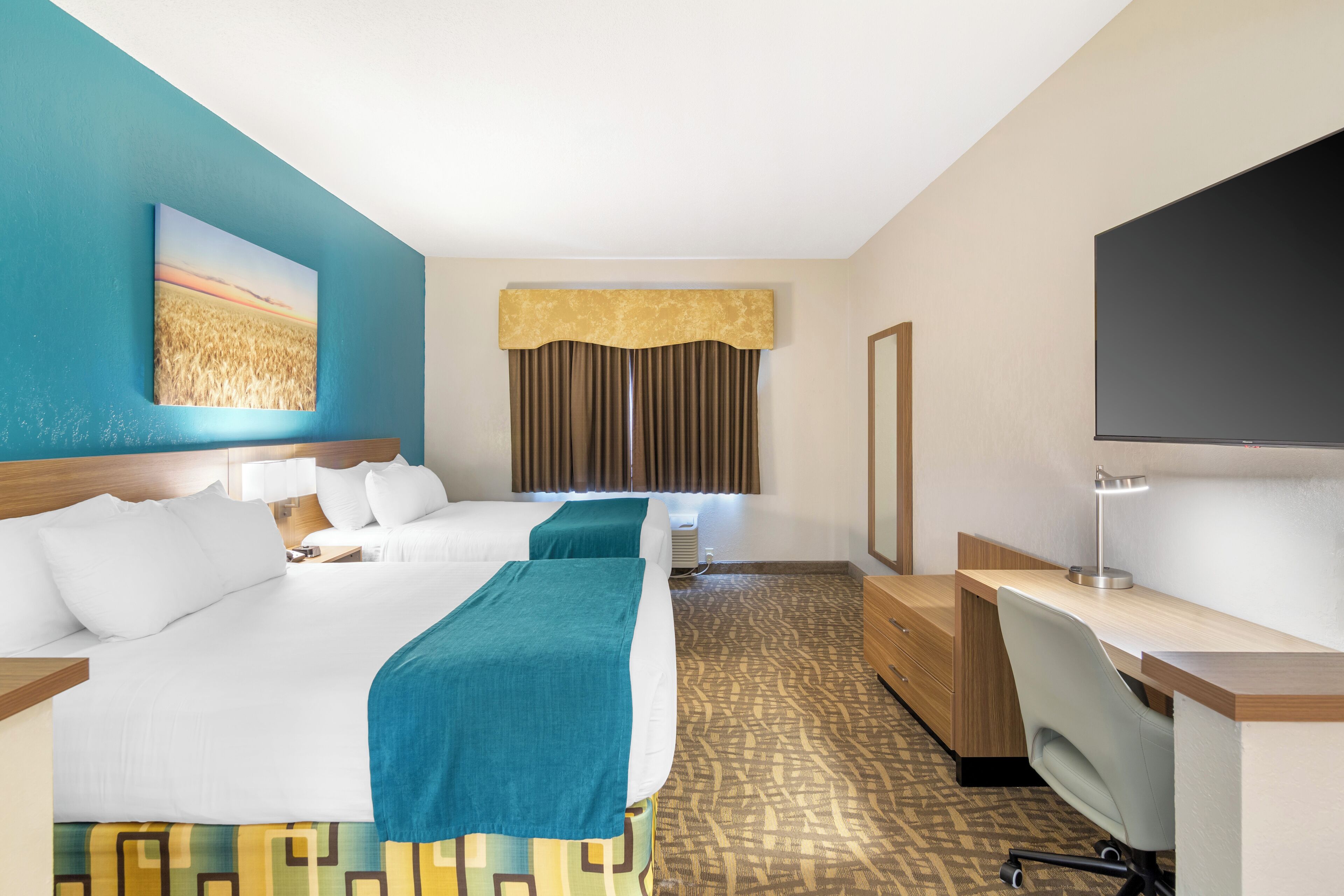 suite, 2 queen | desk, iron/ironing board, free cots/infant beds, free wifi