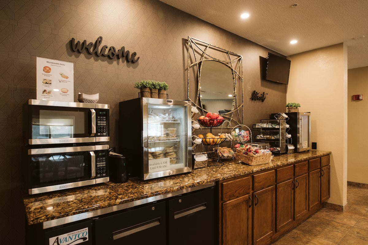 free daily on-the-go breakfast