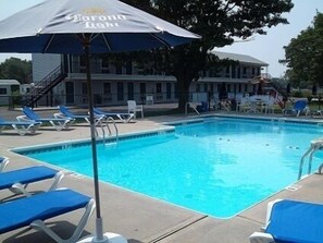 Seasonal outdoor pool