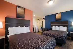 Standard Room, 2 Double Beds, Non Smoking
