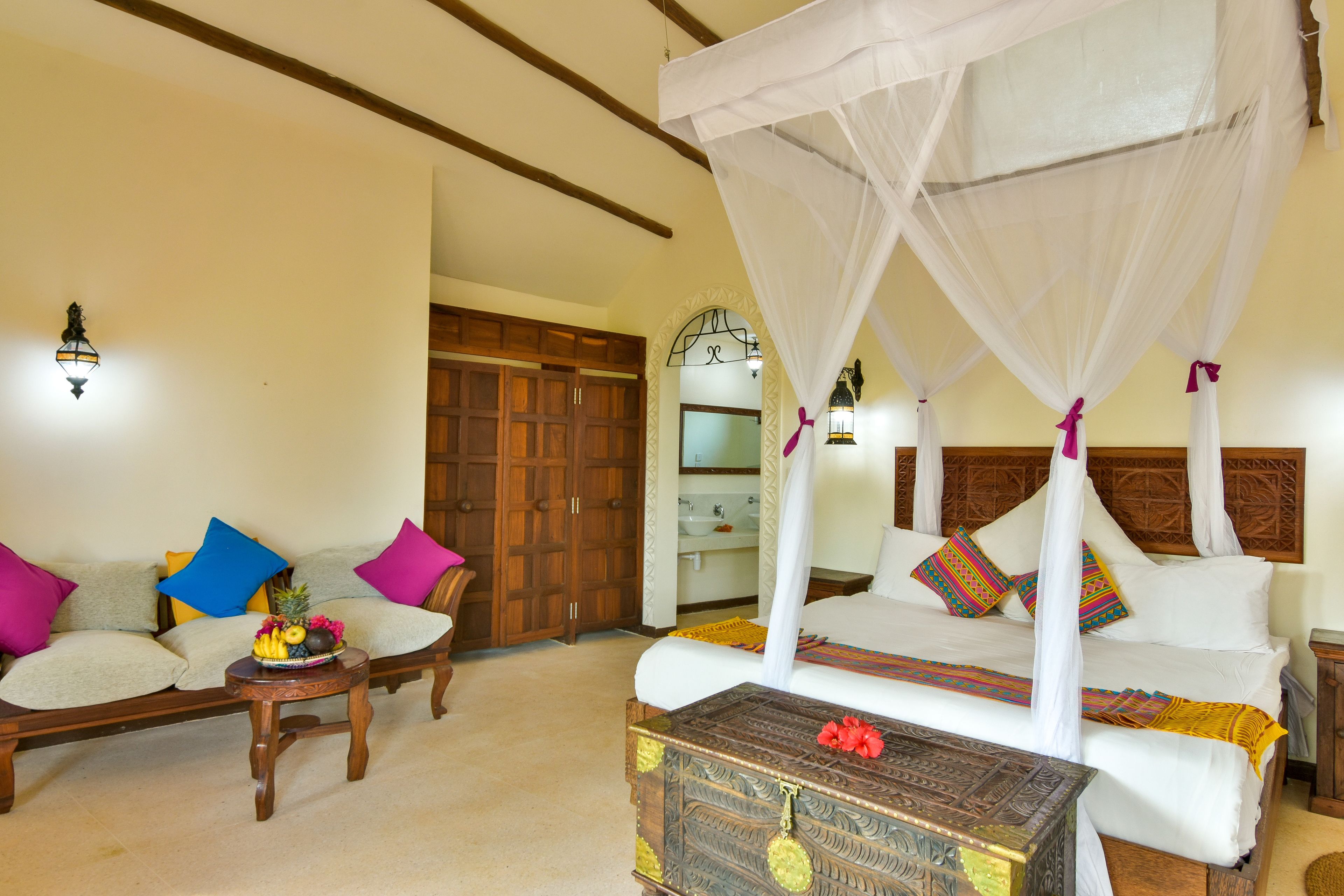 family room, 2 bedrooms | 1 bedroom, minibar, in-room safe, desk