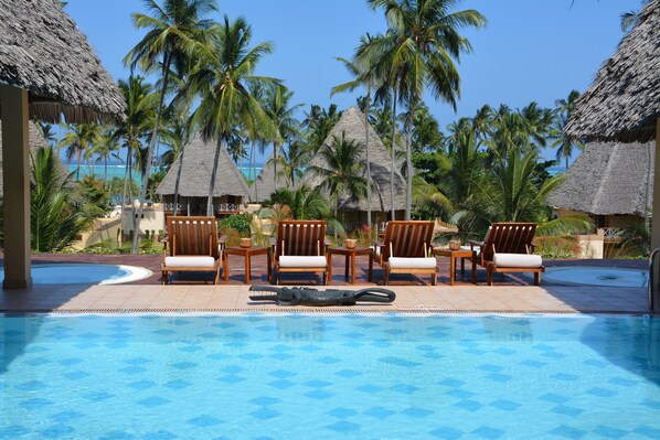 Turkish bath/hammam, body treatments, body wraps, body scrubs, facials