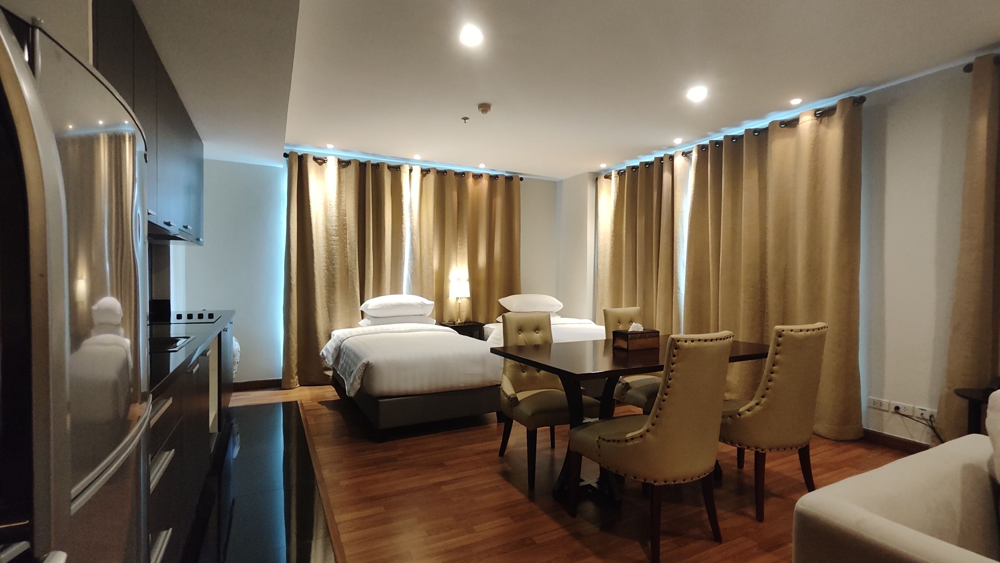 family 5 people room | 1 bedroom, in-room safe, desk, laptop workspace