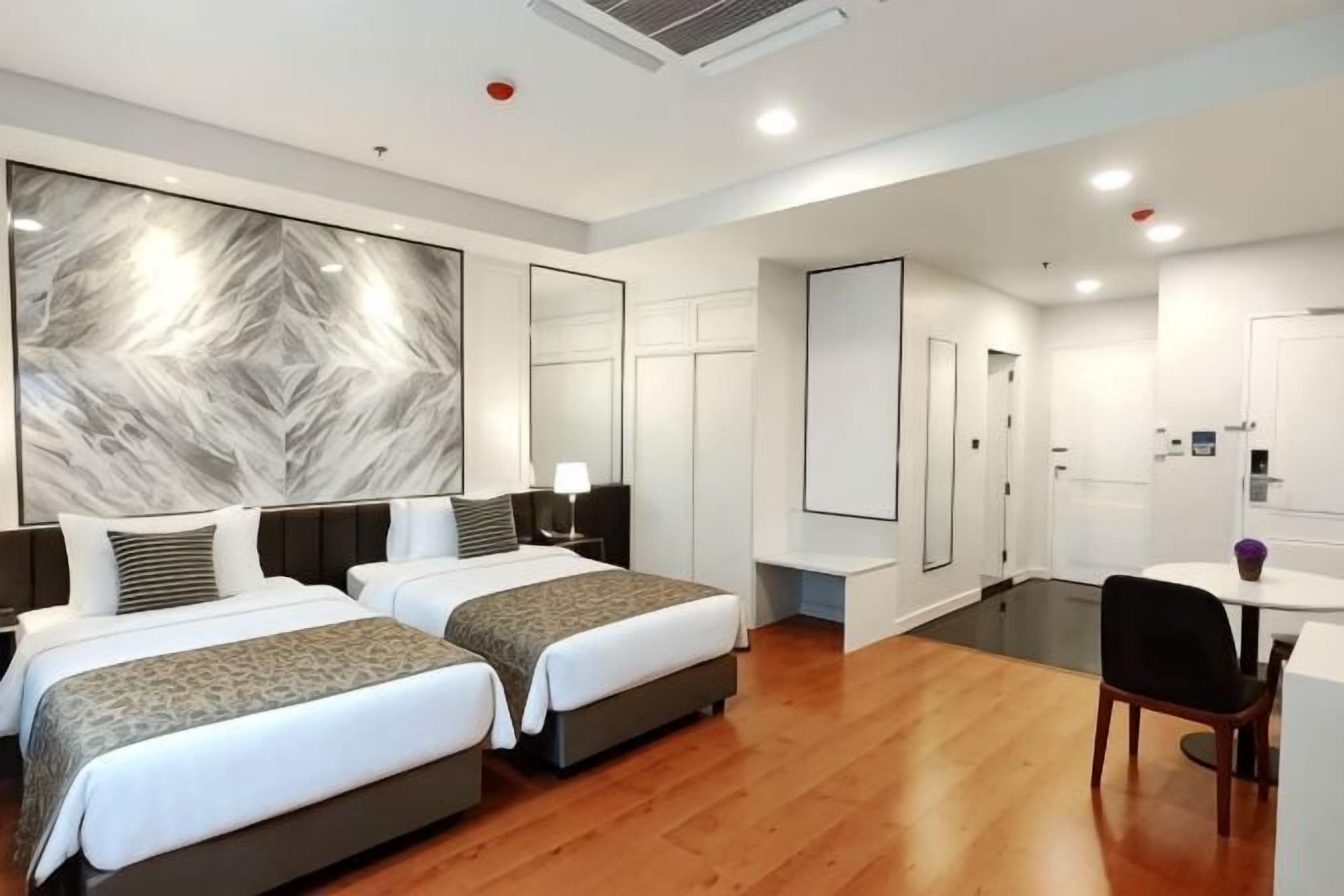 In-room safe, desk, laptop workspace, blackout curtains