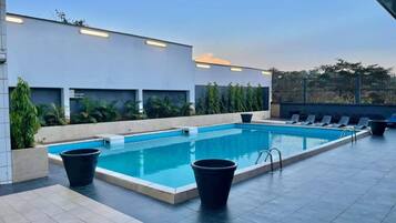 Outdoor pool, sun loungers