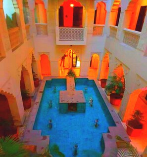 Interior detail - Jyoti Mahal A Royal Heritage Hotel - 5 Mins from New Delhi Railway station & 2Mins From Metro (New Delhi)