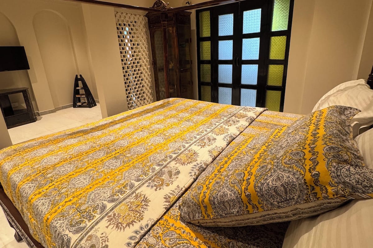 1 bedroom, premium bedding, minibar, in-room safe