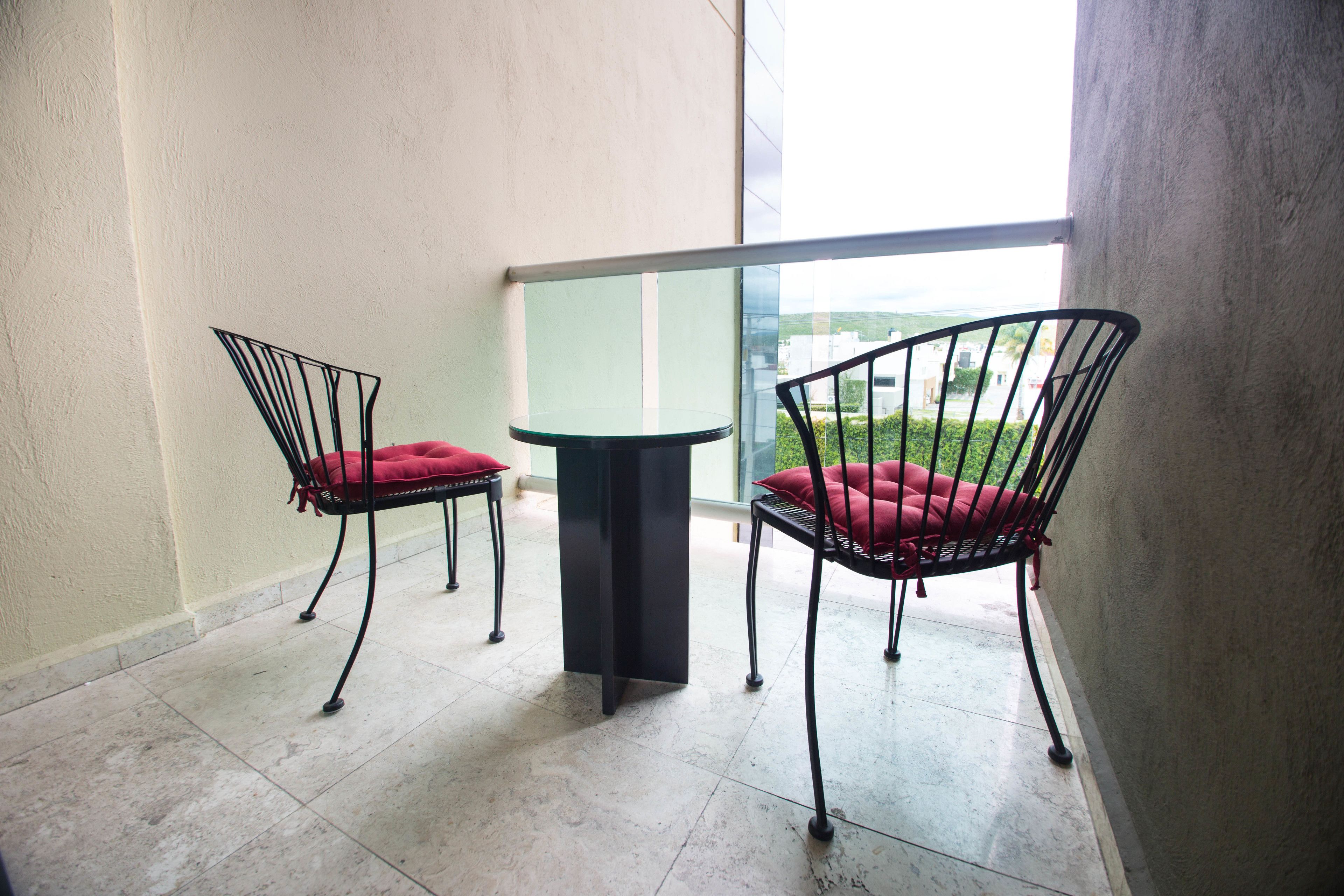 ห้องจูเนียร์สวีท, เตียงใหญ่ 2 เตียง, ระเบียง | ระเบียง