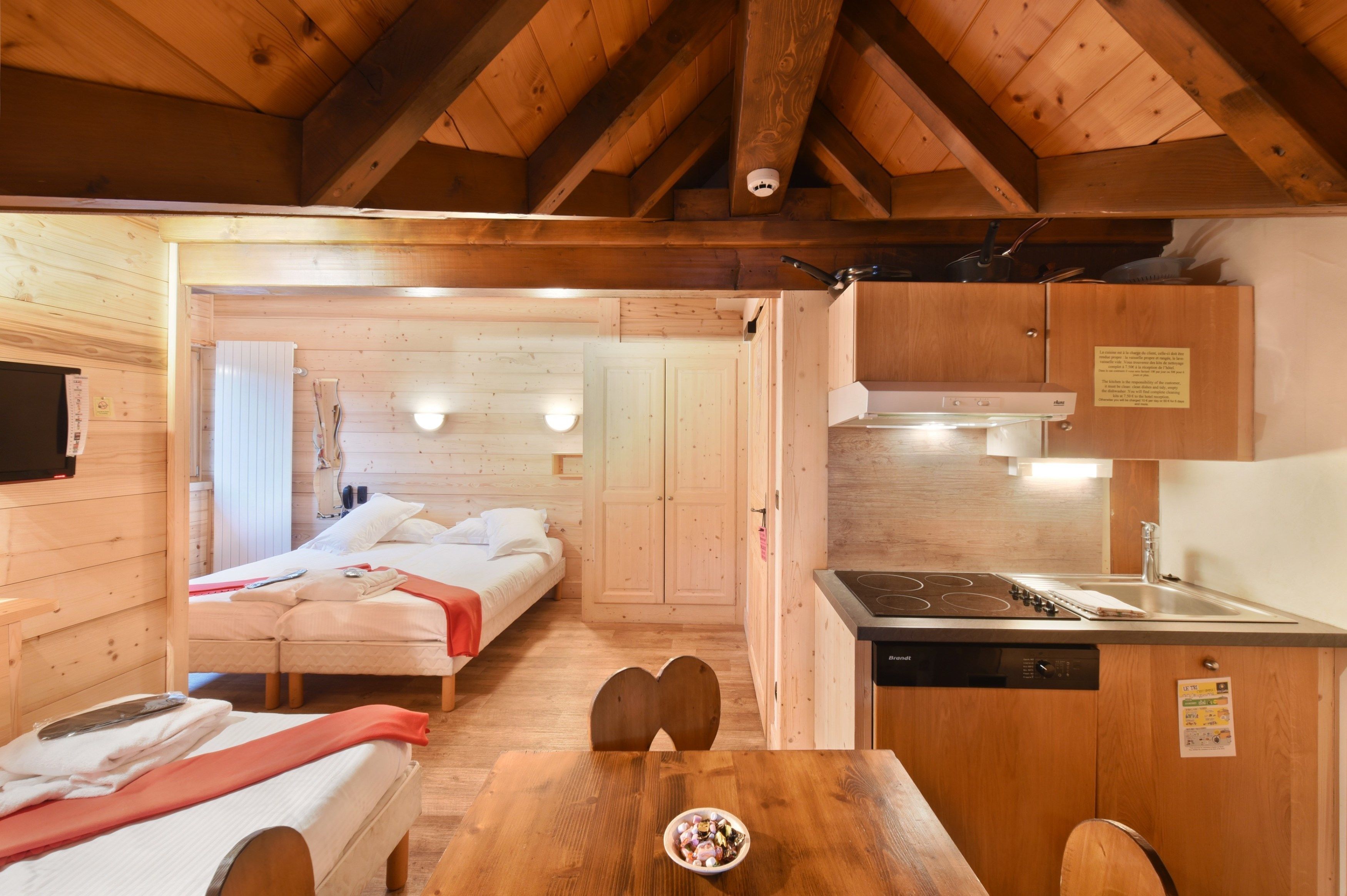 in-room safe, iron/ironing board, free wifi