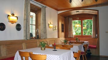 Frühstück, Mittagessen und Abendessen