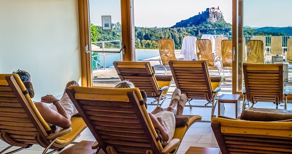 Sauna, hammam, massages aux pierres chaudes, massages