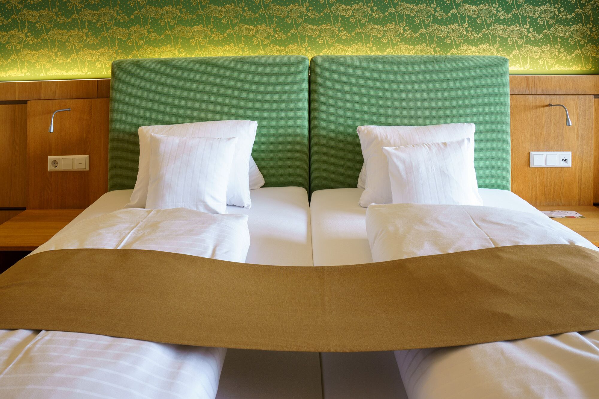 Select Comfort beds, in-room safe, soundproofing, cribs/infant beds