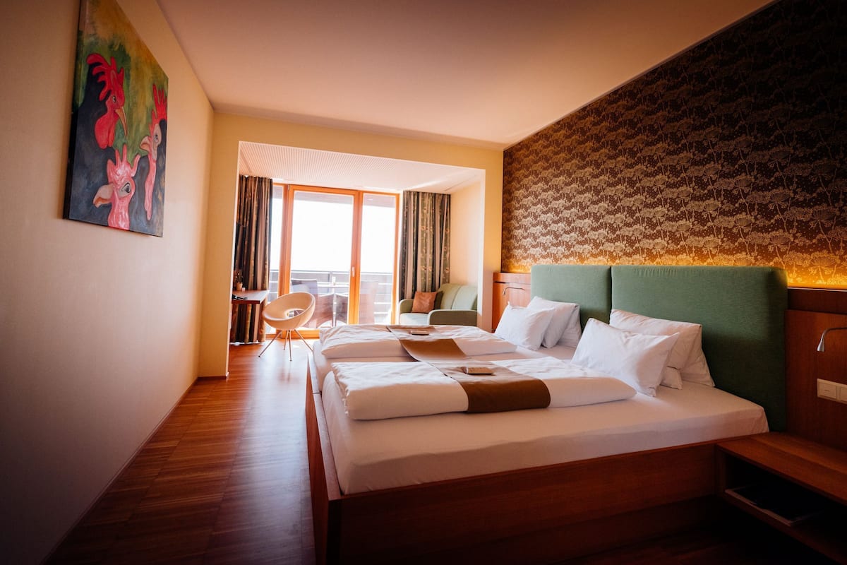 Double Room (Castle View) | Select Comfort beds, in-room safe, soundproofing, cribs/infant beds