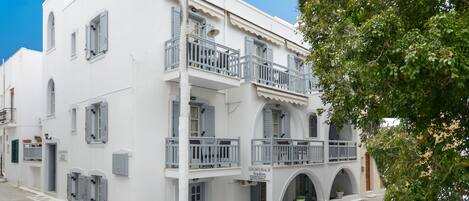 Zimmersafe, schallisolierte Zimmer, kostenloses Internet per Kabel