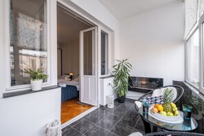 Superior Double or Twin Room, Detached Private Bathroom, (shared apartment) | Balcón