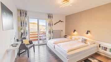 Comfort tweepersoonskamer | Hypoallergeen beddengoed, verduisterende gordijnen