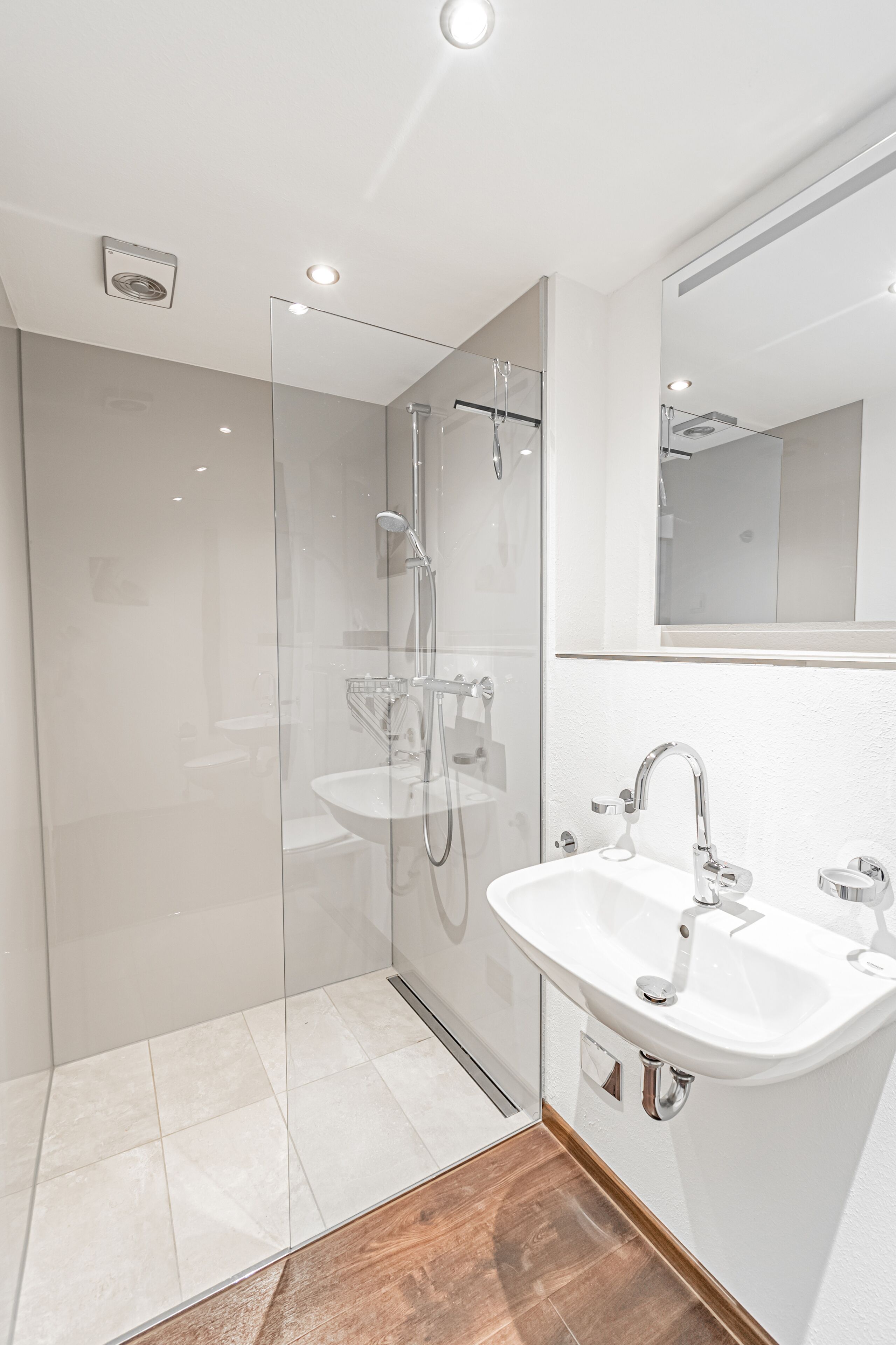 Foto - Weinhotel Ayler Kupp