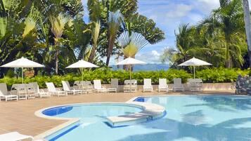 Alberca al aire libre