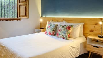 Daunenbettdecken, Zimmersafe, kostenloses WLAN, Bettwäsche