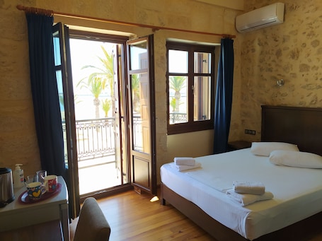 Superior Double Room, Sea View. Sea Front Old Town