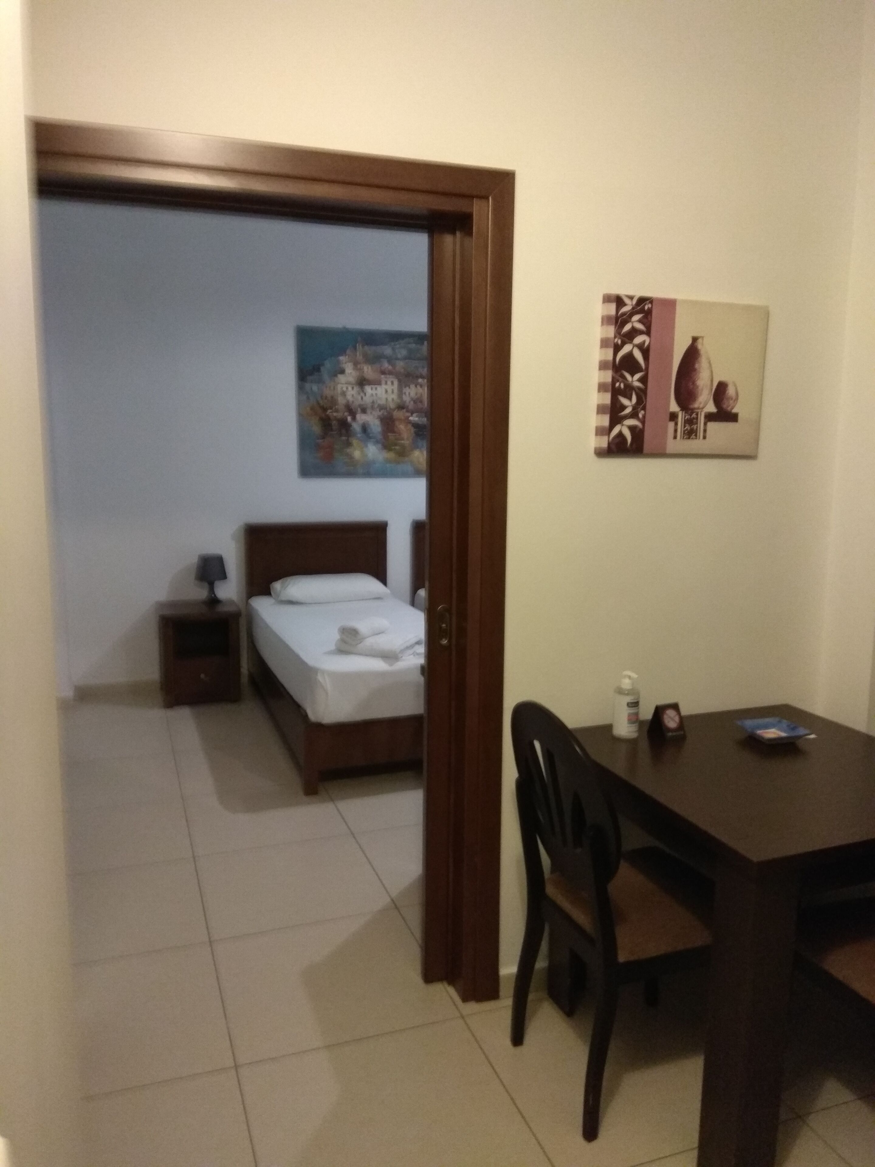 apartment | 1 bedroom, in-room safe, desk, blackout curtains