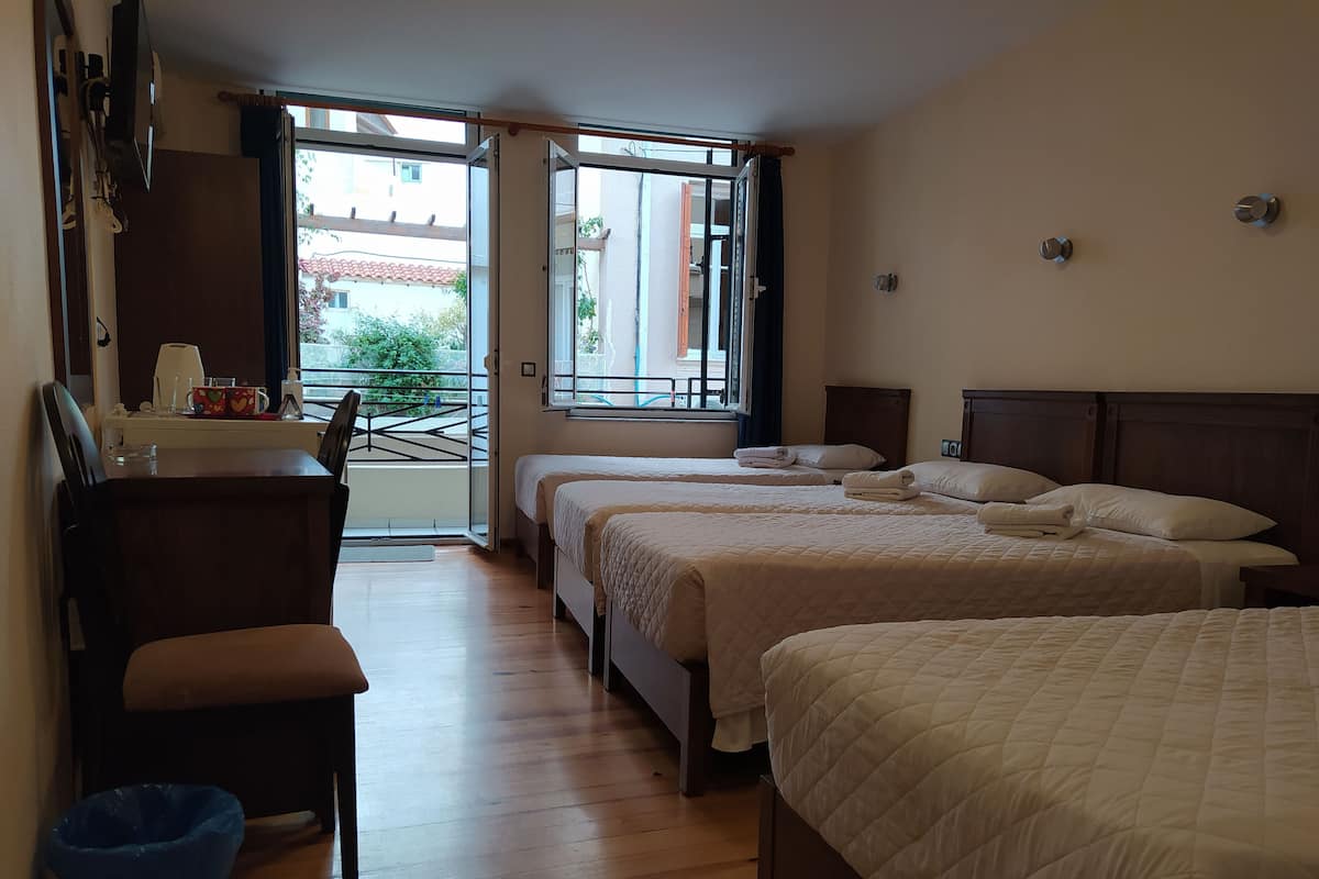 Quadruple Room, City View | City view
