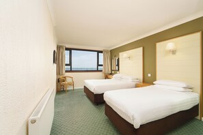 Standard Triple Room, Sea View | Desk, iron/ironing board, free WiFi