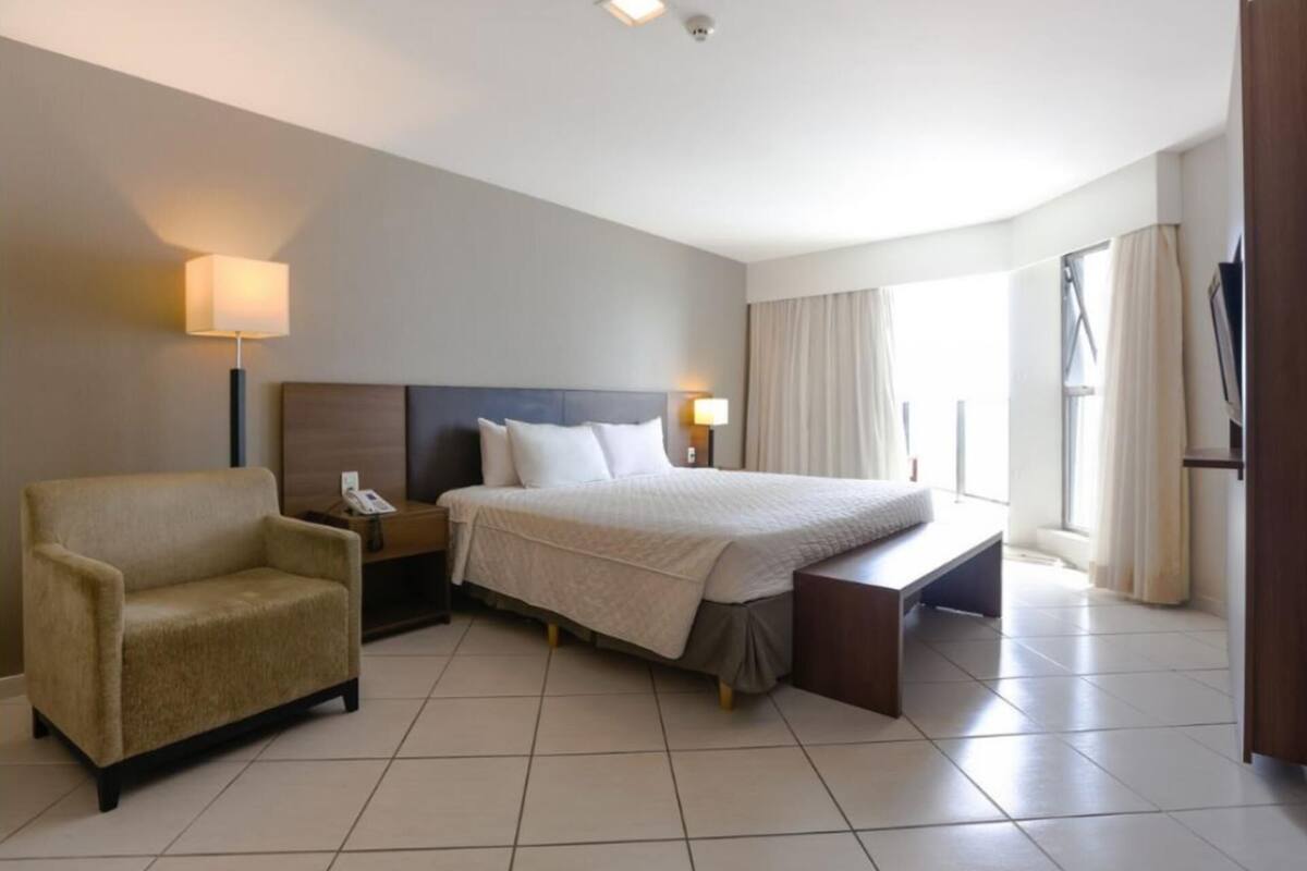 Minibar, in-room safe, desk, iron/ironing board