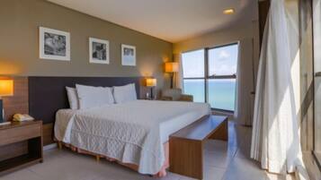 Minibar, in-room safe, desk, iron/ironing board